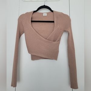 Abercrombie brown crop sweater